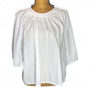 GAP flowy white shirt with 3/4 length sleeves Women’s size medium | af